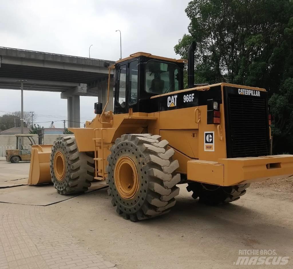 CAT 966 F ホイールローダー・タイヤショベル