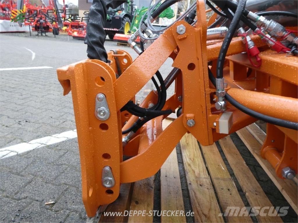 Hauer SRS-2L スノーブレードとプラウ