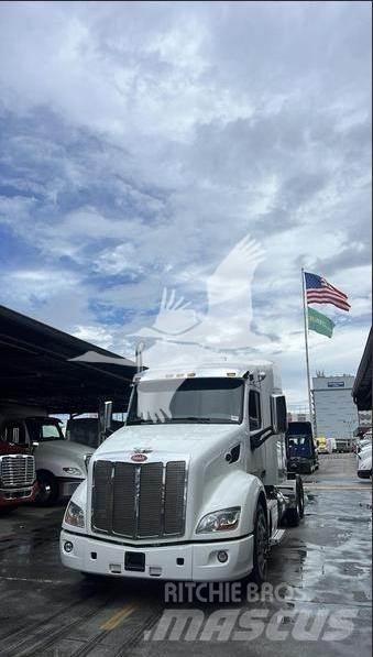 Peterbilt 579 中古トラクターヘッド | トレーラーヘッド