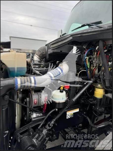 Peterbilt 579 中古トラクターヘッド | トレーラーヘッド