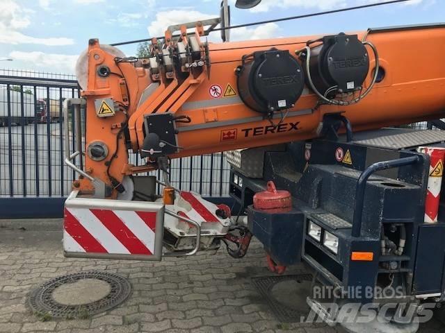 Terex Demag AC 40-1 オールテレーンクレーン