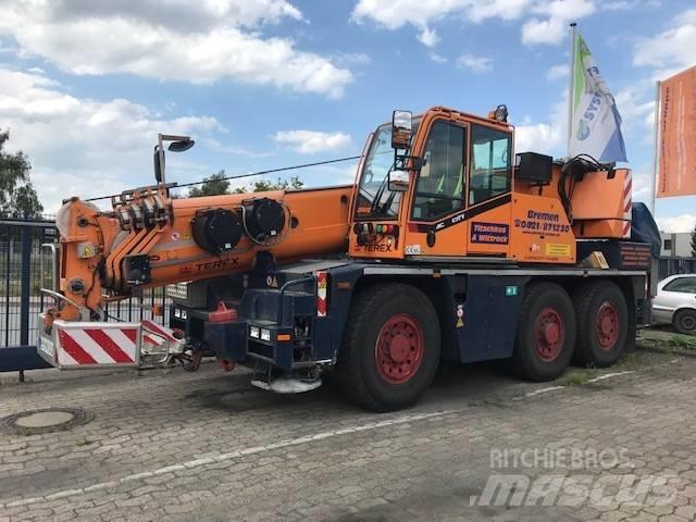 Terex Demag AC 40-1 オールテレーンクレーン