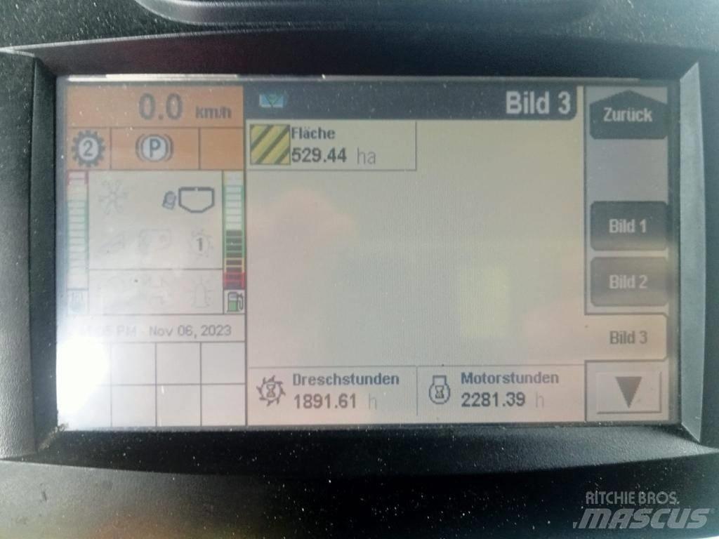 New Holland CR 9080 コンバイン
