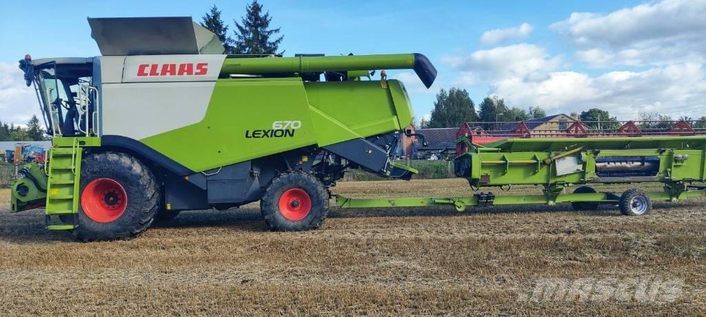 CLAAS Lexion 670 コンバイン