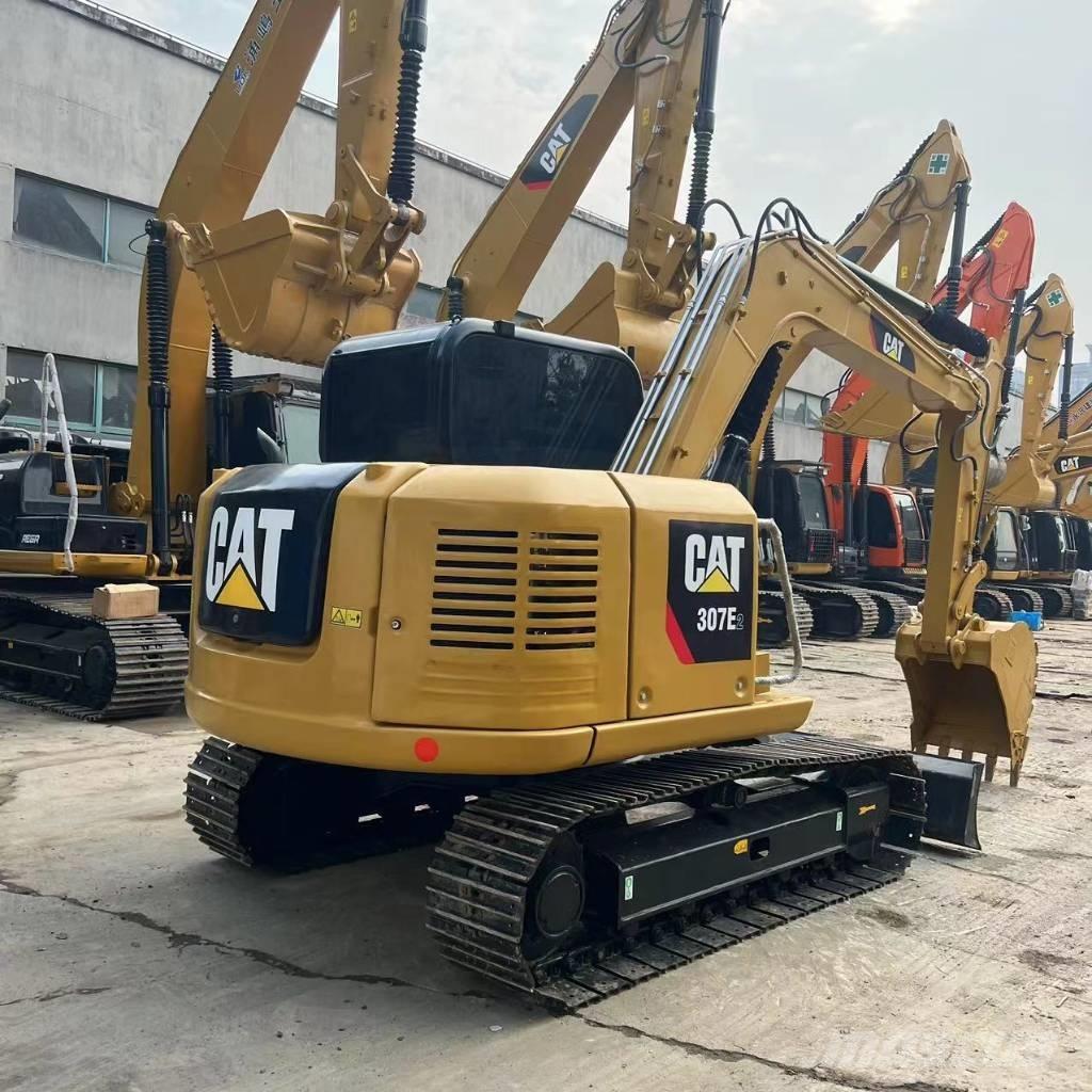 CAT 307E2 中型油圧ショベル 7ｔ-12ｔ（ユンボ・パワーショベル・バックホー）