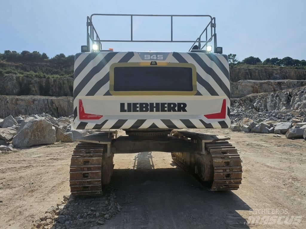 Liebherr R 945 大型油圧ショベル12t以上（パワーショベル・ユンボ）