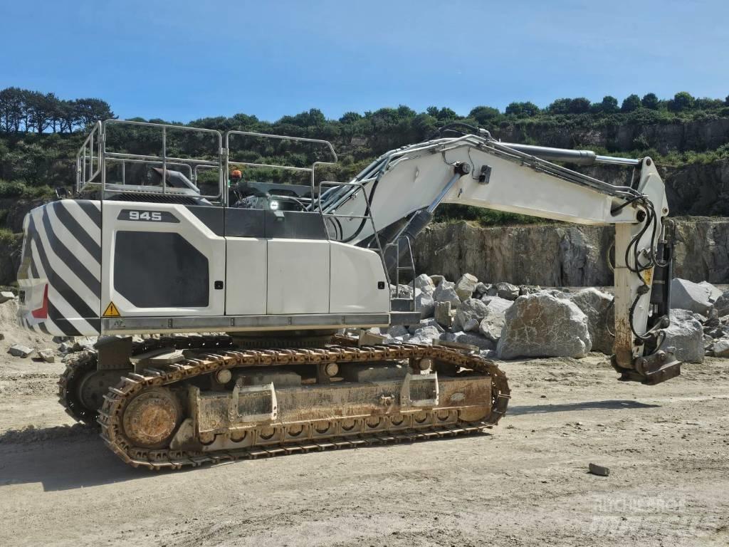 Liebherr R 945 大型油圧ショベル12t以上（パワーショベル・ユンボ）