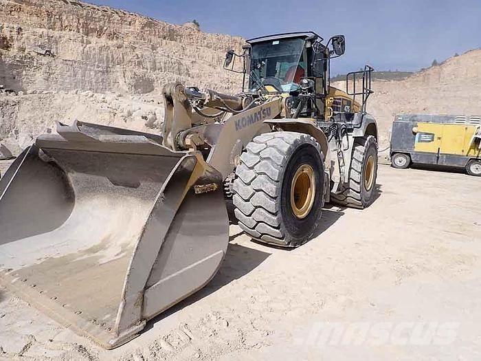 Komatsu WA475-10 ホイールローダー・タイヤショベル