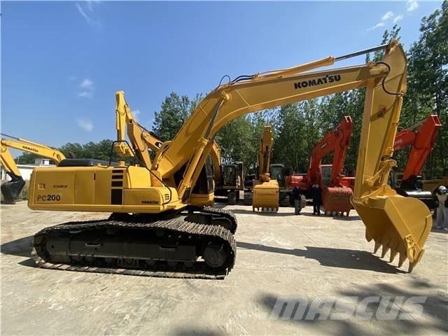 Komatsu PC200-7 大型油圧ショベル12t以上（パワーショベル・ユンボ）