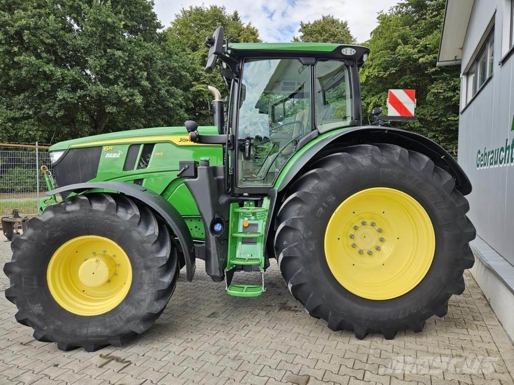 John Deere 6R195 トラクター