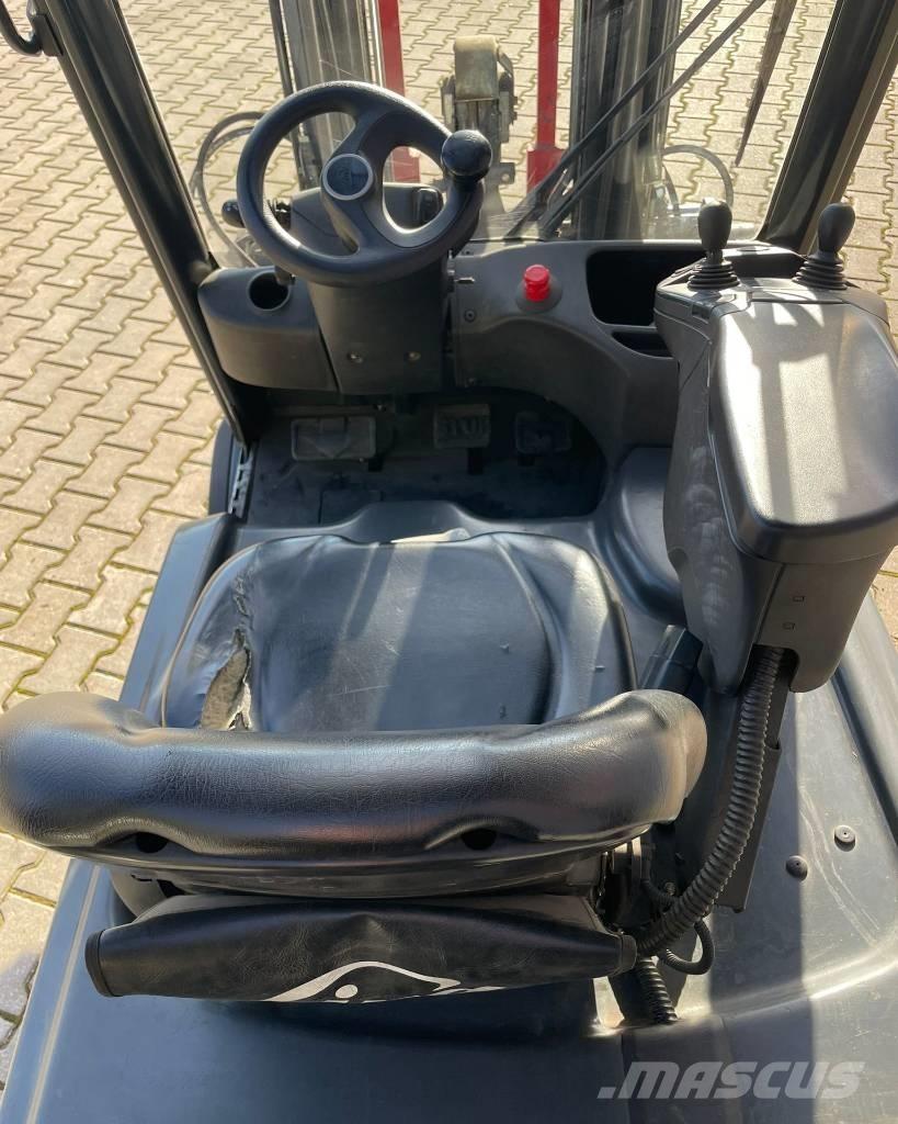 Linde E 20 L バッテリーフォークリフト