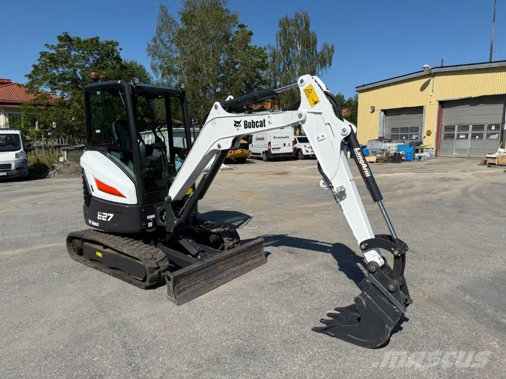 Bobcat E 27 ミニ油圧ショベル 7t以下（ミニユンボ・ミニディガー）