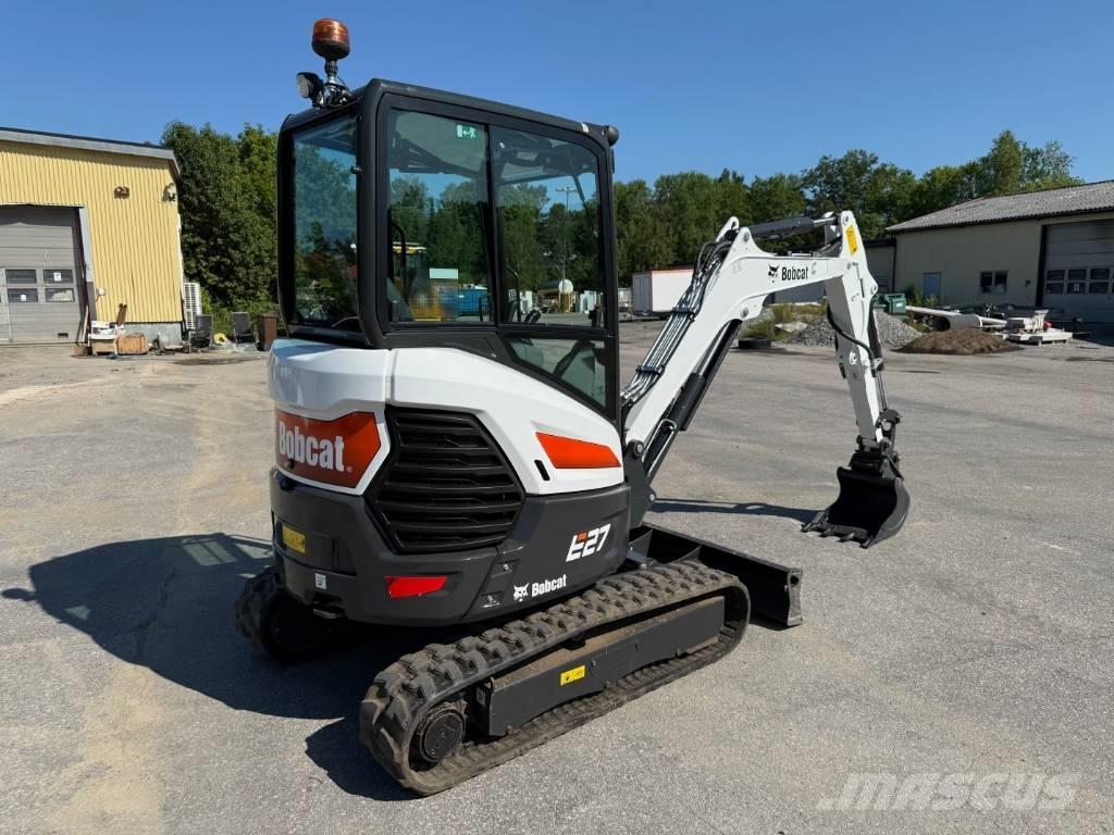 Bobcat E 27 ミニ油圧ショベル 7t以下（ミニユンボ・ミニディガー）