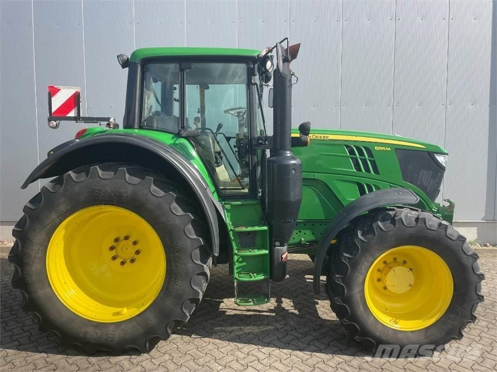 John Deere 6195M トラクター