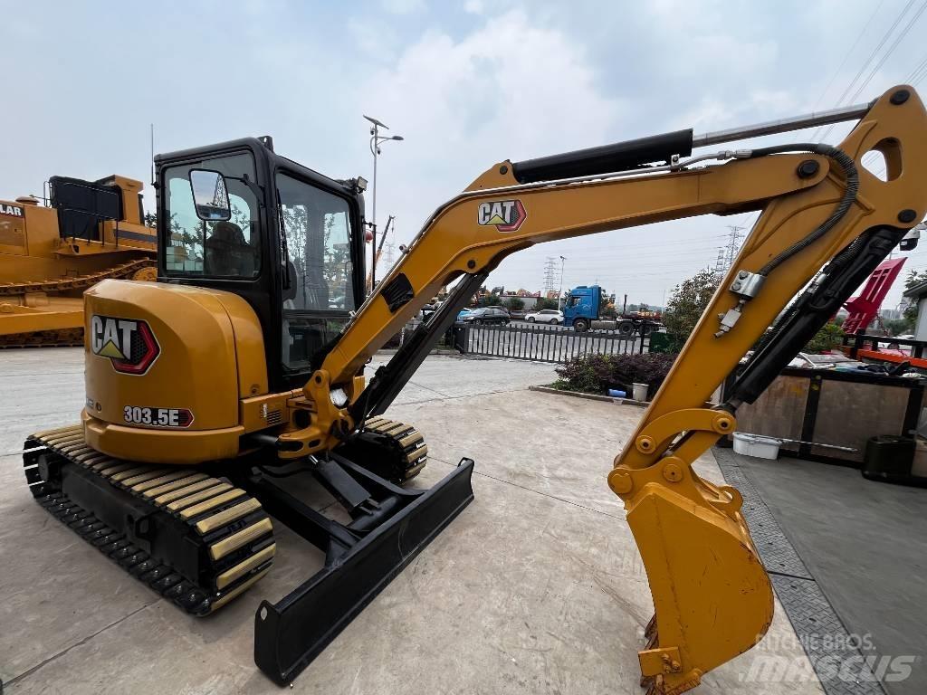 CAT 303.5 E ミニ油圧ショベル 7t以下（ミニユンボ・ミニディガー）