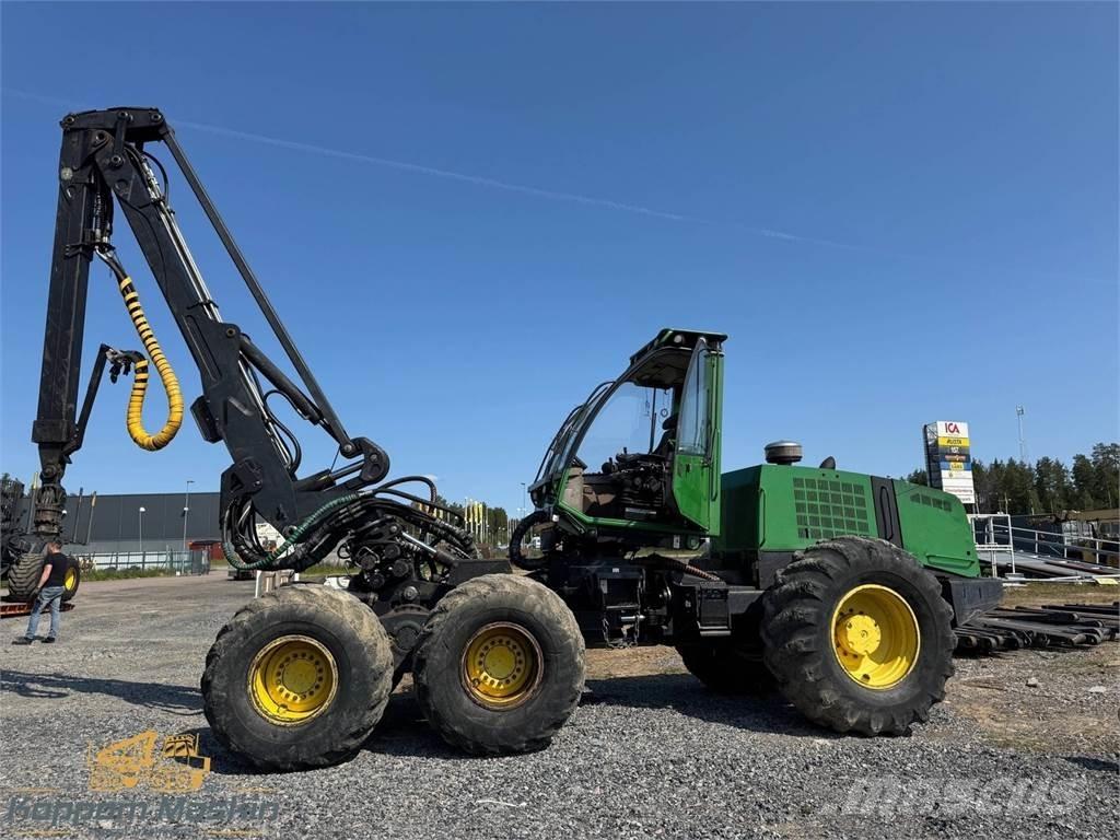 John Deere 1470D ハーベスター