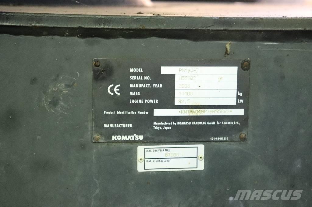 Komatsu PW 140-7 バックホーローダー