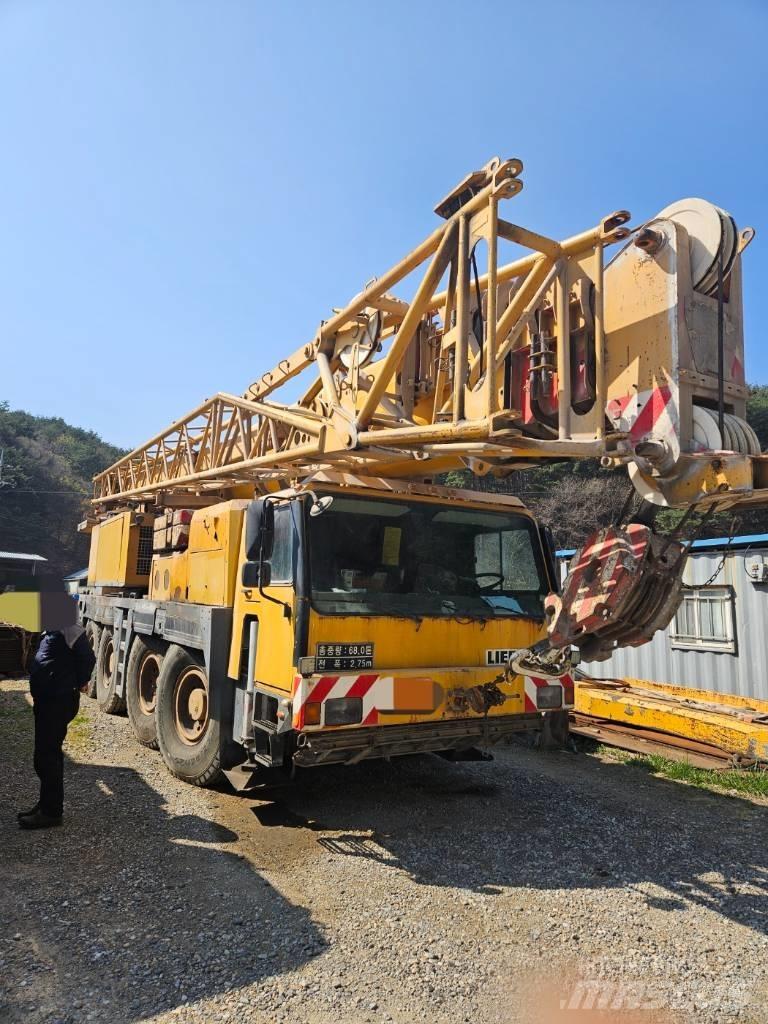 Liebherr LTM 1090-2 オールテレーンクレーン