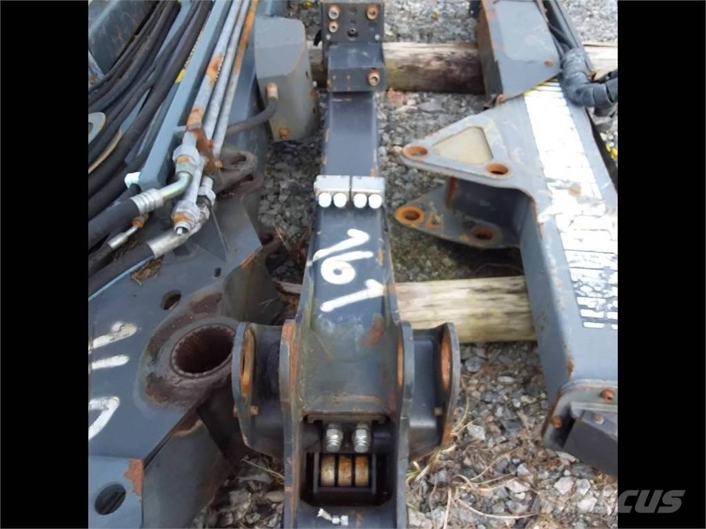 Ponsse C22 ハーベスタ