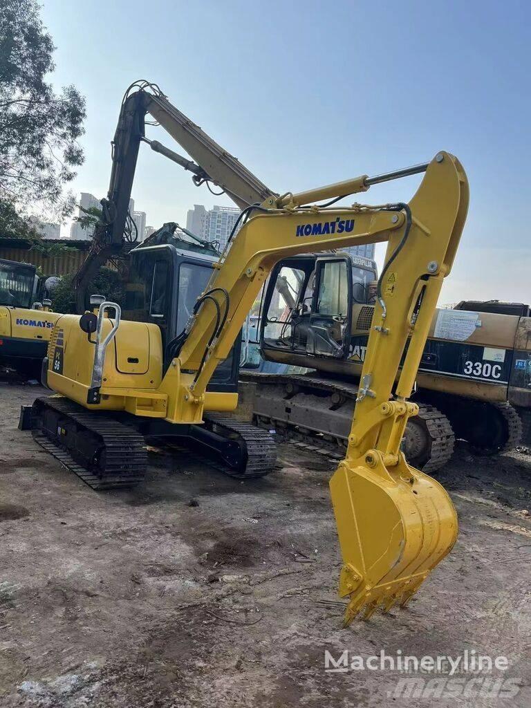 Komatsu PC56-7 自走式クラッシャー