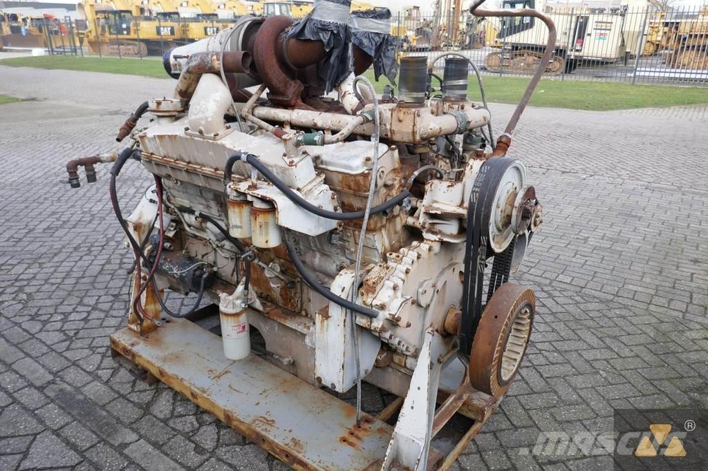 Cummins VTA28P エンジン