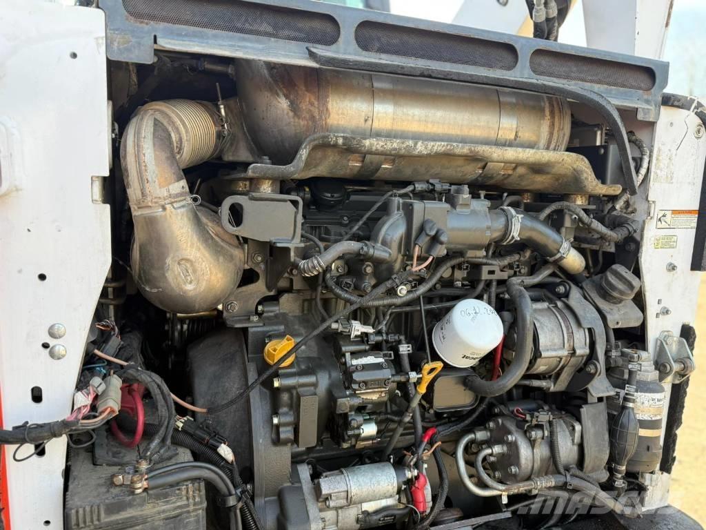 Bobcat T 770 クローラーローダー