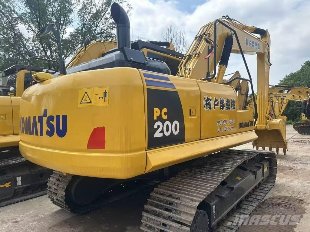 Komatsu PC 200-8N1 大型油圧ショベル12t以上（パワーショベル・ユンボ）