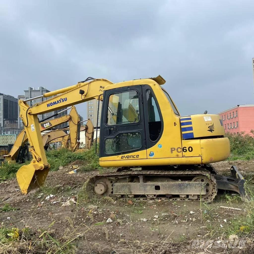 Komatsu PC 60-7 ミニ油圧ショベル 7t以下（ミニユンボ・ミニディガー）