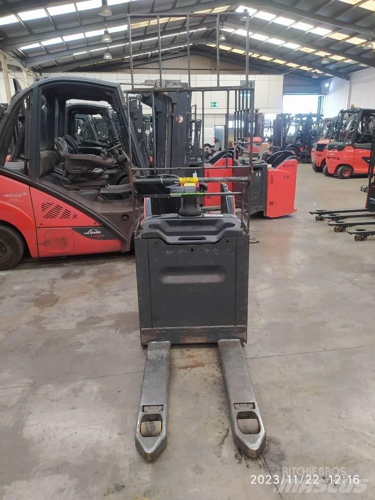 Linde T20 SP ローリフトとプラットフォーム