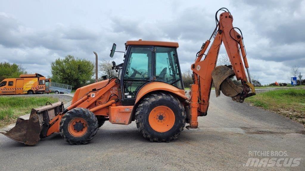 Fiat-Hitachi FB 100 バックホーローダー