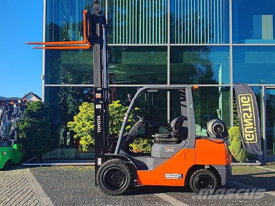 Toyota 02-8FGJF35 LPGフォークリフト