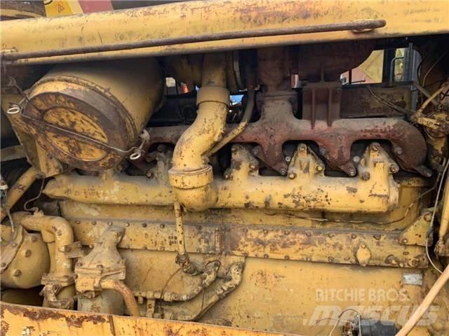 CAT D 8 K ブルドーザー