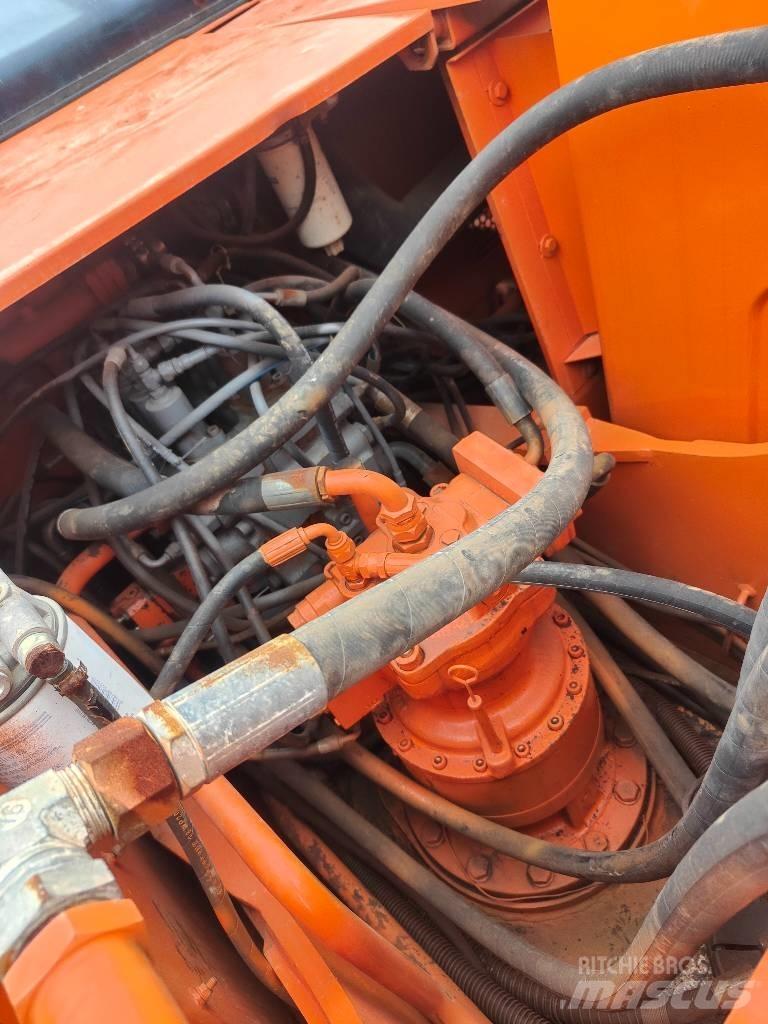 Doosan 220 LC-7 大型油圧ショベル12t以上（パワーショベル・ユンボ）