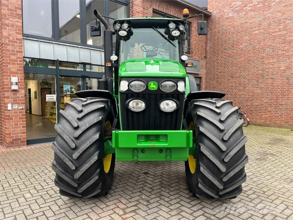 John Deere 7830 トラクター