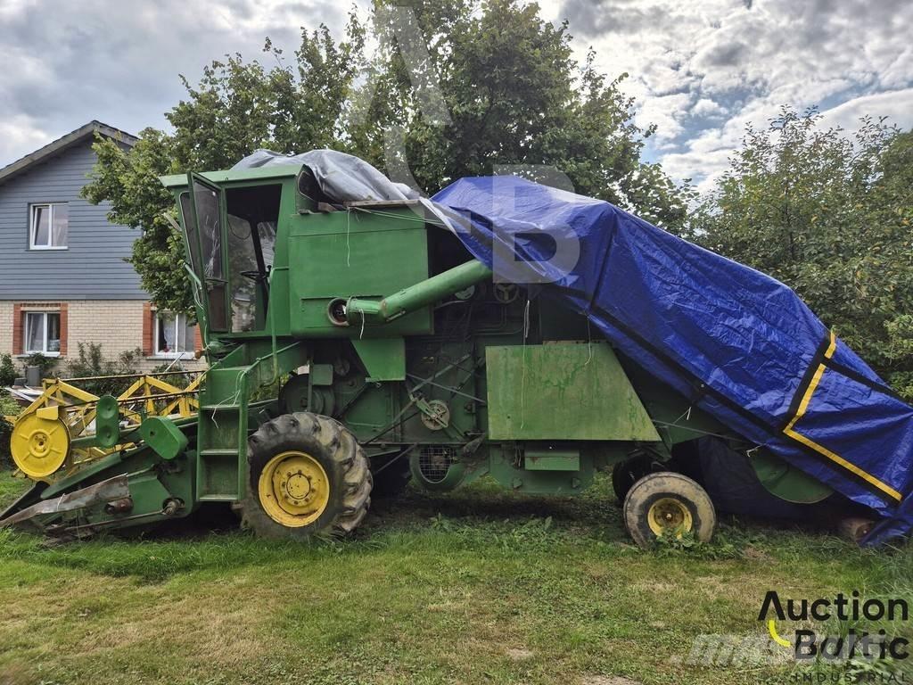 John Deere 935 コンバイン