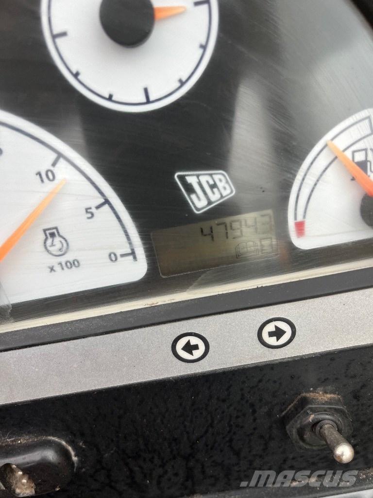 JCB 540-170 テレスコーピックハンドラー