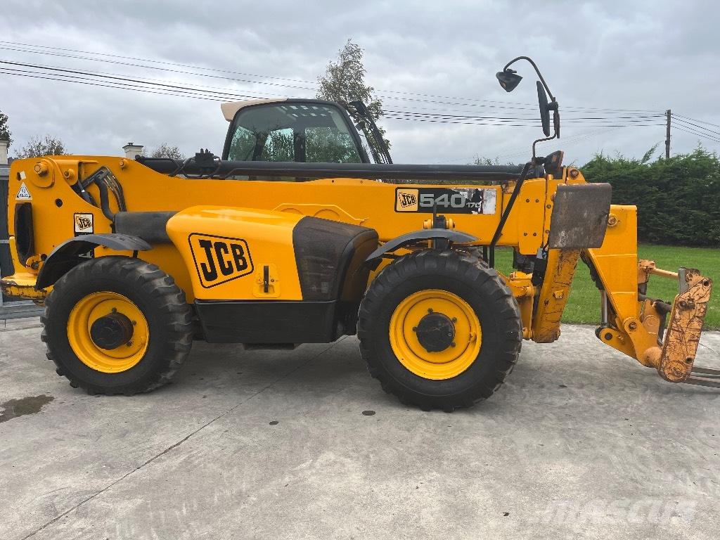 JCB 540-170 テレスコーピックハンドラー