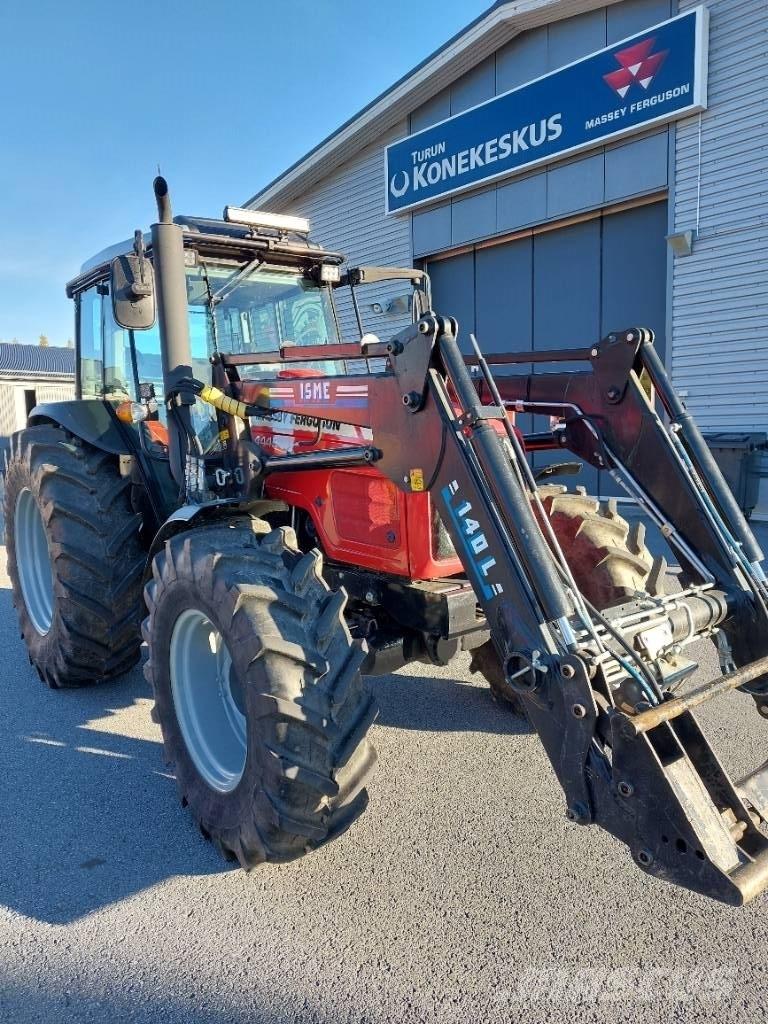 Massey Ferguson 4445 トラクター