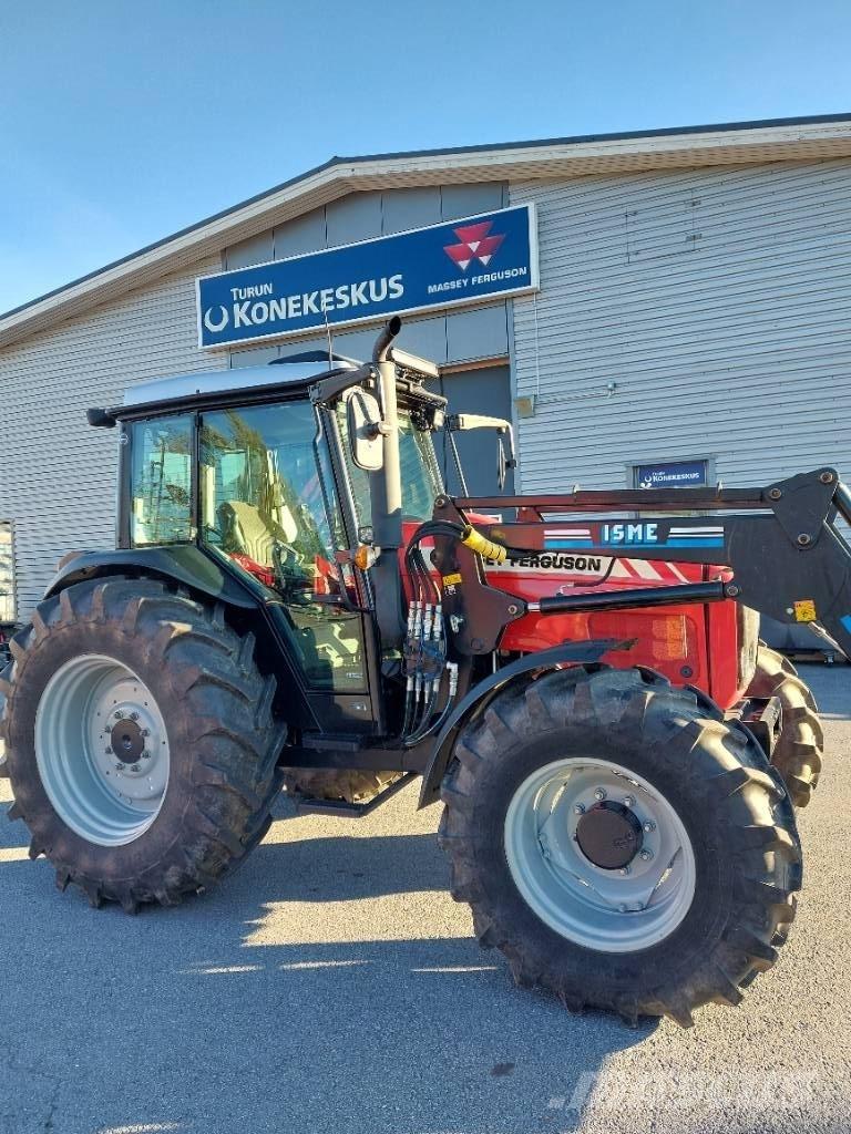 Massey Ferguson 4445 トラクター