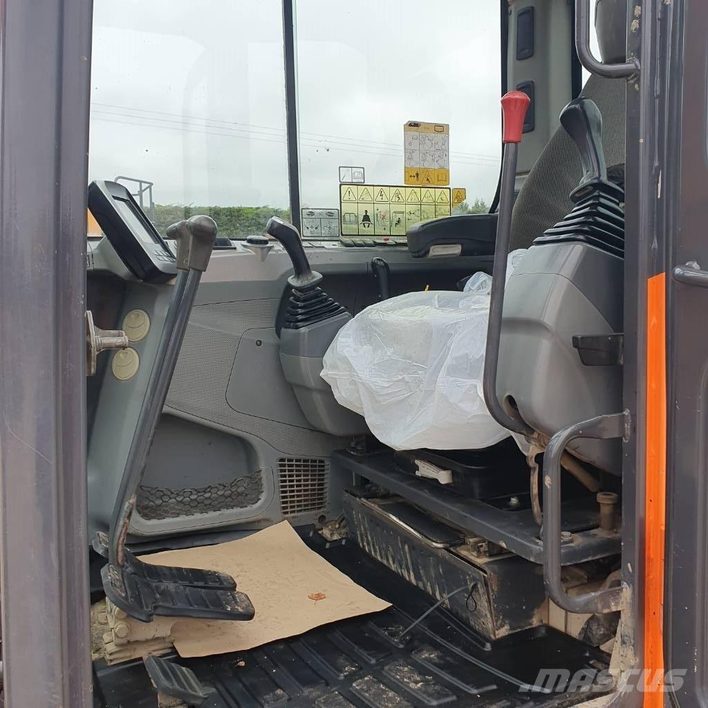 Doosan DX 85 R-3 中型油圧ショベル 7ｔ-12ｔ（ユンボ・パワーショベル・バックホー）