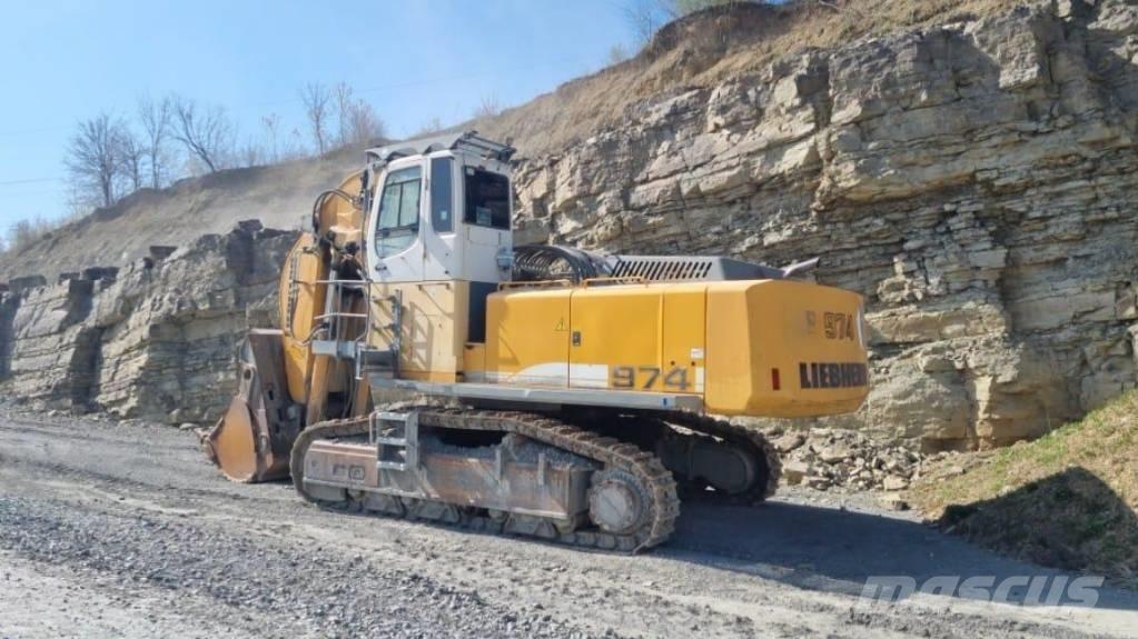 Liebherr R 974 C 大型油圧ショベル12t以上（パワーショベル・ユンボ）