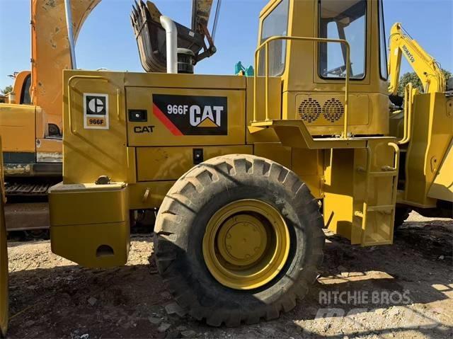 CAT 966 F ホイールローダー・タイヤショベル
