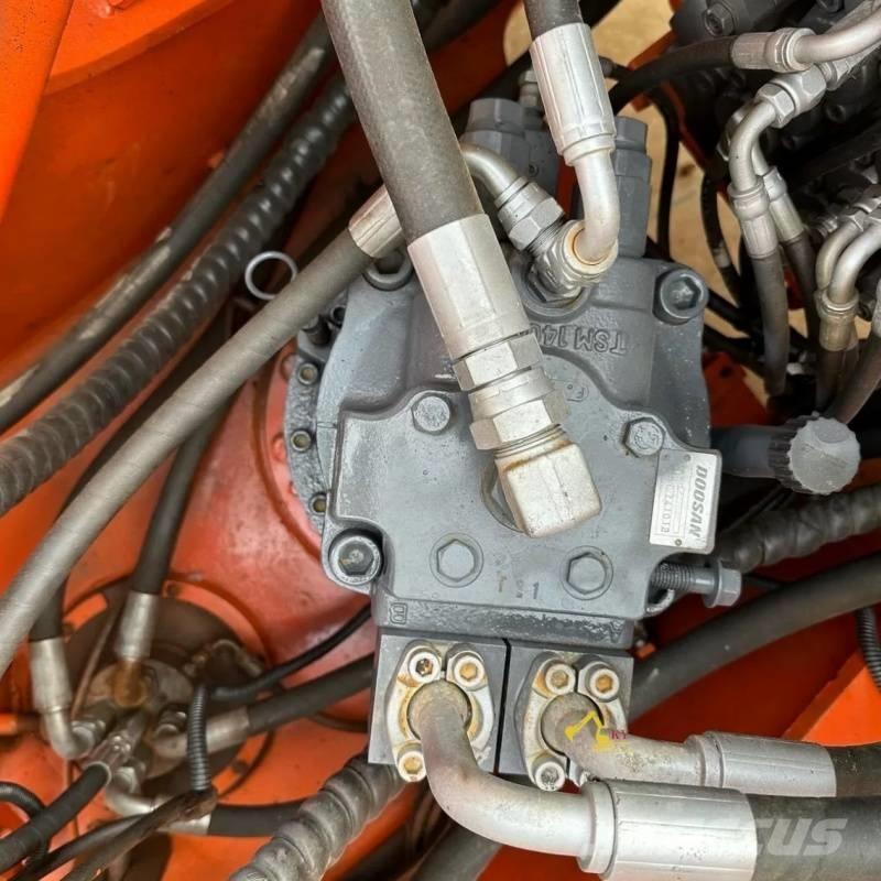 Doosan DX225-9C 大型油圧ショベル12t以上（パワーショベル・ユンボ）