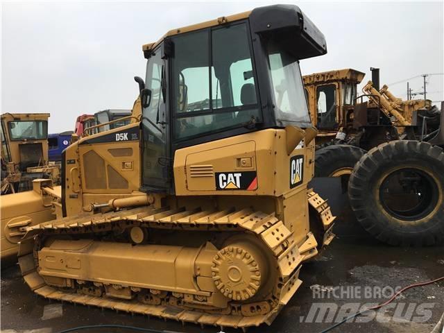 CAT D5K ブルドーザー