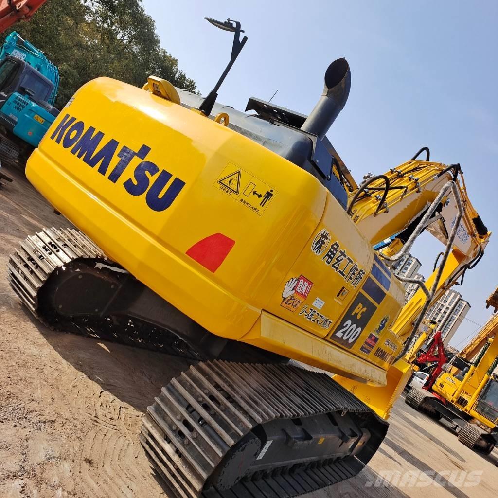 Komatsu PC 200-8 大型油圧ショベル12t以上（パワーショベル・ユンボ）