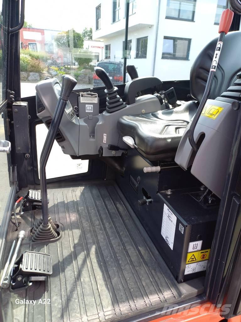 Kubota KX016-4 | MS01 ミニ油圧ショベル 7t以下（ミニユンボ・ミニディガー）