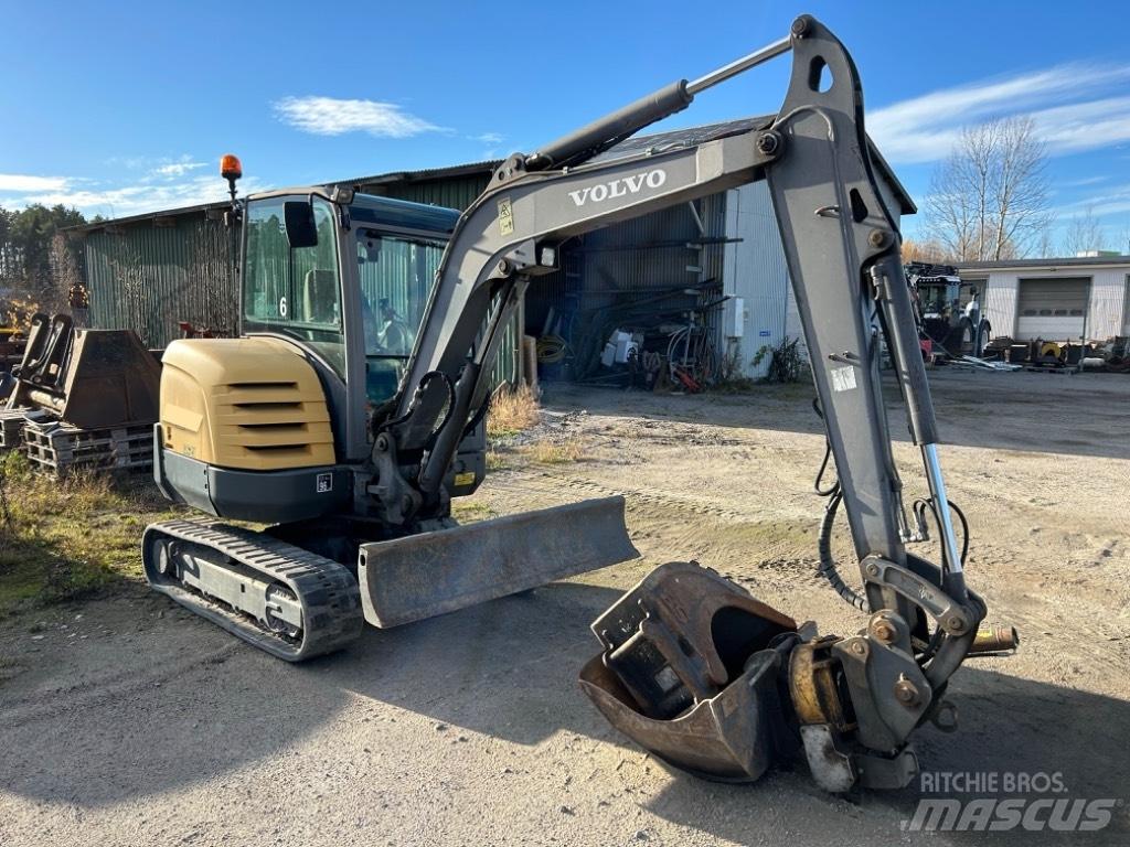 Volvo EC 35 C ミニ油圧ショベル 7t以下（ミニユンボ・ミニディガー）
