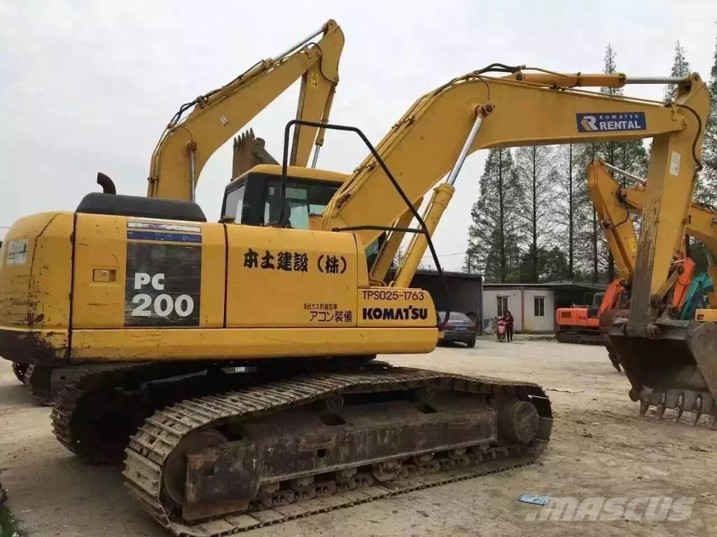 Komatsu pc200-7 大型油圧ショベル12t以上（パワーショベル・ユンボ）