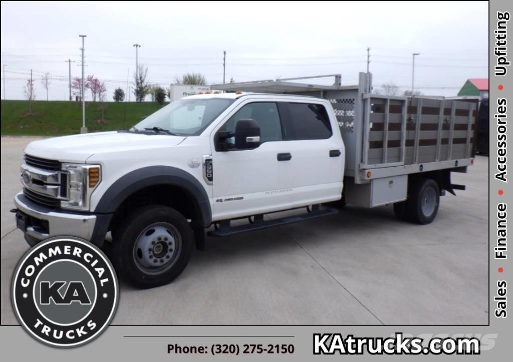 Ford F 550 XLT SD 平ボディー