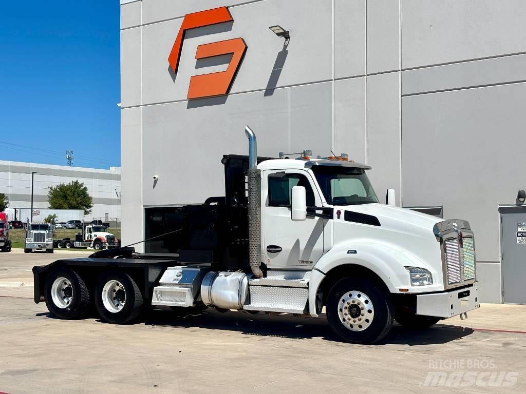 Kenworth T880 レッカー車
